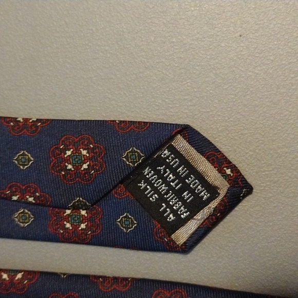 *4/$20 Bundle Deal Closet Cleanout Sale* Christian Dior Monsieur Tie - Picture 4 of 4